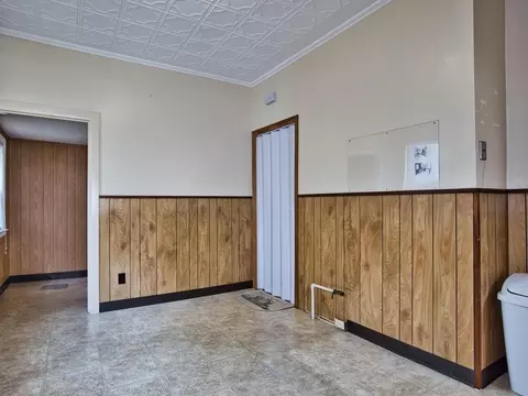 956 Robeson St, Fall River, MA 02720 photo 24