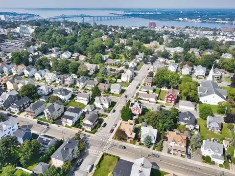 956 Robeson St, Fall River, MA 02720 photo 6