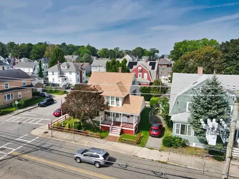 956 Robeson St, Fall River, MA 02720 photo 5