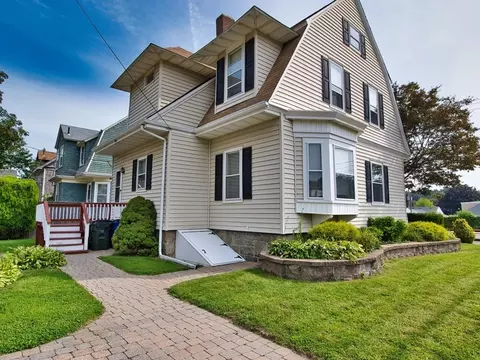 956 Robeson St, Fall River, MA 02720 photo 3