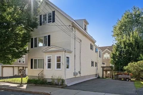 104 North St, Somerville, MA 02144