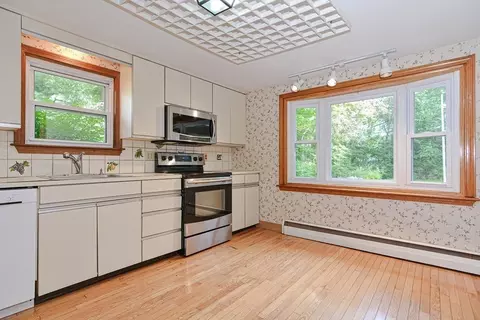116 High Plain St, Walpole, MA 02081 photo 3