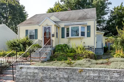 59 Weyham Rd, Weymouth, MA 02191