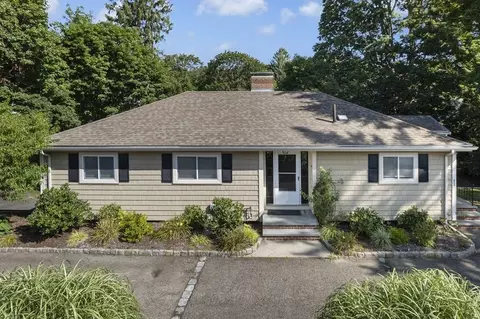 855 Worcester St, Wellesley, MA 02481