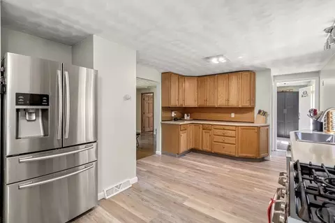 62 Hudson Rd, Stow, MA 01775 photo 7