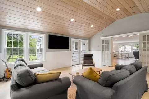 257 Central St # r, Hingham, MA 02043 photo 7