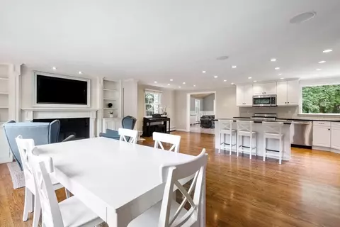 257 Central St # r, Hingham, MA 02043 photo 5