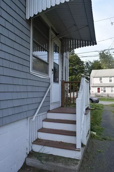 99 Plain St, Taunton, MA 02780 photo 6