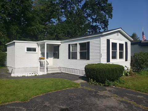 65 Victoria Ln, Marlborough, MA 01752