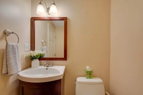121 Reservoir St, Needham, MA 02494 photo 34