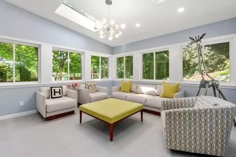 21 Wyoming Ave, Needham, MA 02492 photo 12