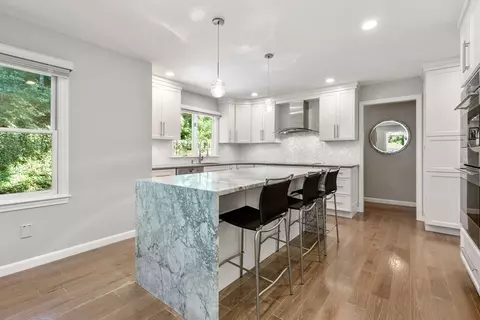 21 Wyoming Ave, Needham, MA 02492 photo 7