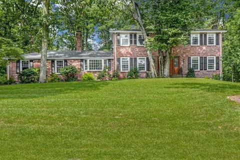56 Indian Hill Rd, Medfield, MA 02052