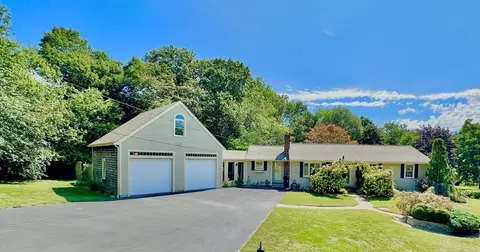 415 1st Parish Rd, Scituate, MA 02066