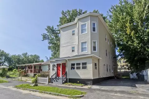 126-128 Lowell St, Springfield, MA 01107 photo 2