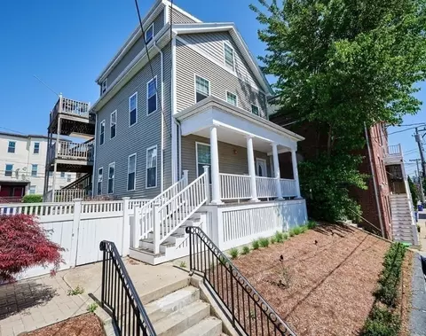 27 Parker St #2A, Charlestown, MA 02129