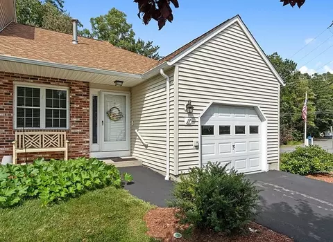 17 Chapman Pl #17, Leominster, MA 01453