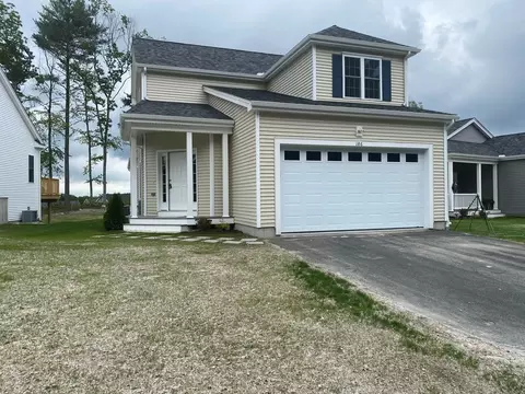 186 Crownshield Ave #J-2, Uxbridge, MA 01569