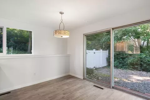 7 Bacon St, Wellesley, MA 02482 photo 12