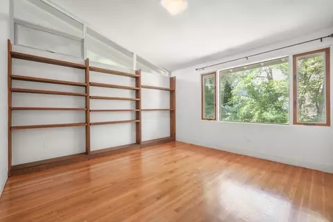 7 Bacon St, Wellesley, MA 02482 photo 18