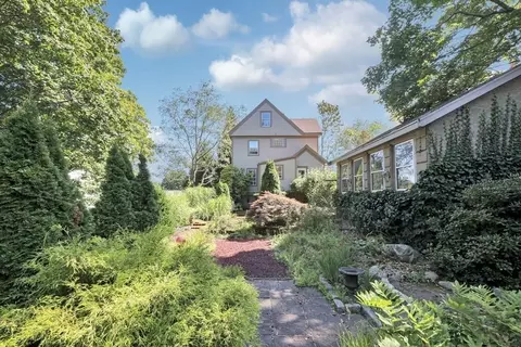 21 Border St, Dedham, MA 02026 photo 32