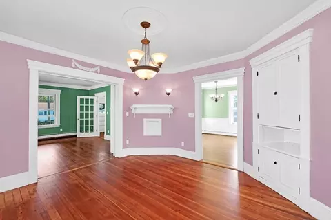 21 Border St, Dedham, MA 02026 photo 9