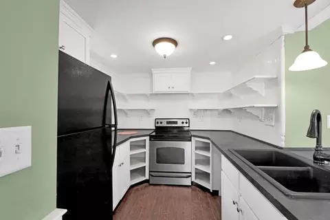 21 Border St, Dedham, MA 02026 photo 14