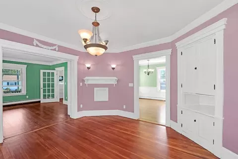 21 Border St, Dedham, MA 02026 photo 8