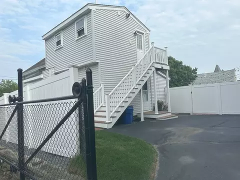 24 Bellevue Ave, Haverhill, MA 01832