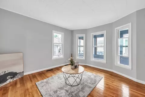 20 Hunt St, Springfield, MA 01108 photo 5