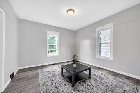 20 Hunt St, Springfield, MA 01108 photo 9