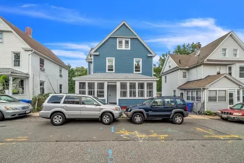 20 Hunt St, Springfield, MA 01108