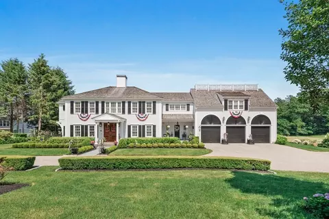 155 Standish St, Duxbury, MA 02332