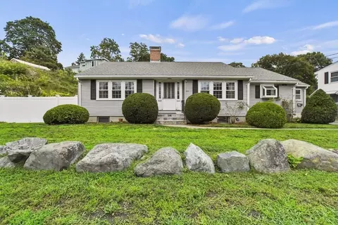 476 Waverley Oaks Rd, Waltham, MA 02452