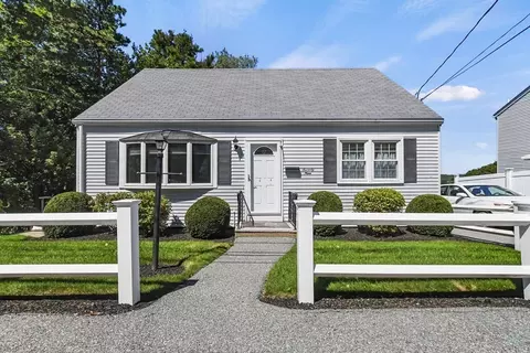 79 Montclair Ave, Waltham, MA 02451