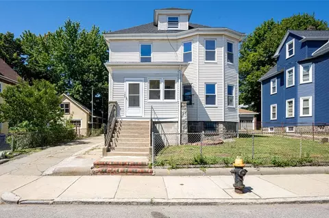 109 Rockdale St, Boston, MA 02126