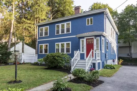 122-124 Cabot St, Newton, MA 02458