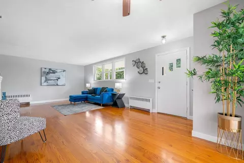412 Worcester Rd, Barre, MA 01005 photo 3