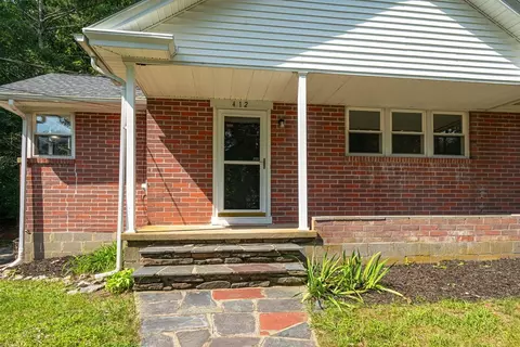 412 Worcester Rd, Barre, MA 01005 photo 2