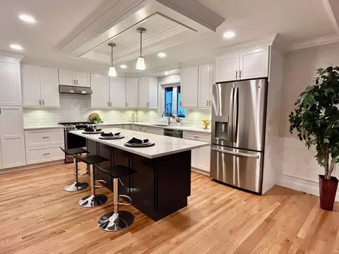 39 Circle Dr, Waltham, MA 02453 photo 4