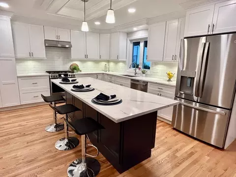 39 Circle Dr, Waltham, MA 02453 photo 6
