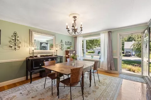 60 Boardman Ln, Attleboro, MA 02703 photo 3