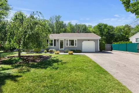 60 Boardman Ln, Attleboro, MA 02703 photo 2