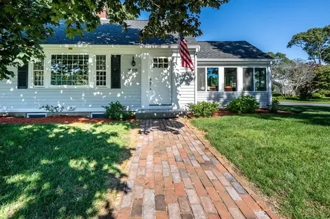 22 Lakeland Ave, Yarmouth, MA 02664