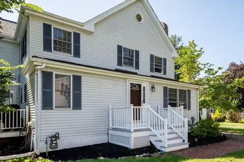 782 West St #1, Walpole, MA 02081