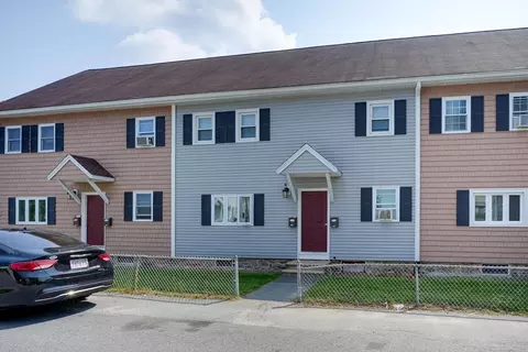 37 Mill St #B, Dracut, MA 01826