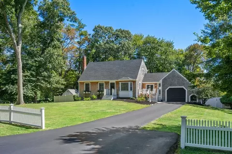 14 Sassamon Rd, Scituate, MA 02066