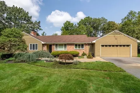 16 Forest Ridge Rd, Weston, MA 02493
