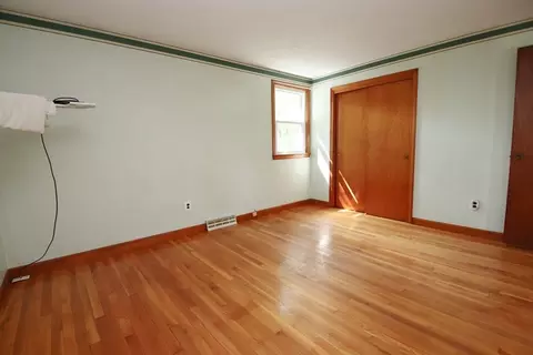 19 Freeman Ave, Saugus, MA 01906 photo 11