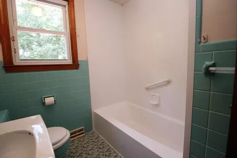 19 Freeman Ave, Saugus, MA 01906 photo 13